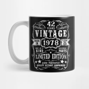 42th Birthday Gift -Vintage 1978 Classic Men Women 42 Years Mug